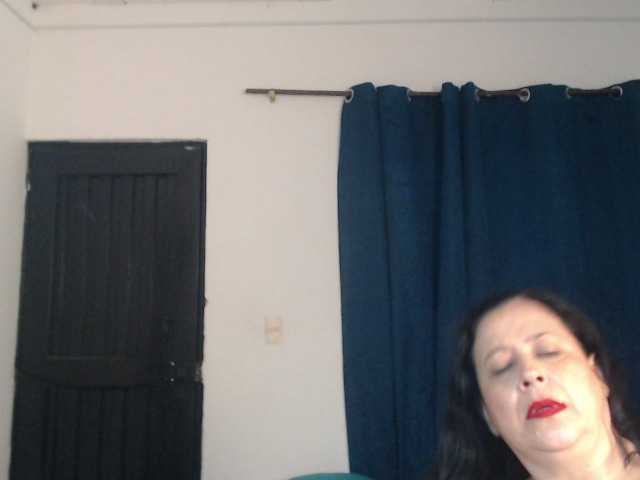 karlaton1977 live cam on BongaCams