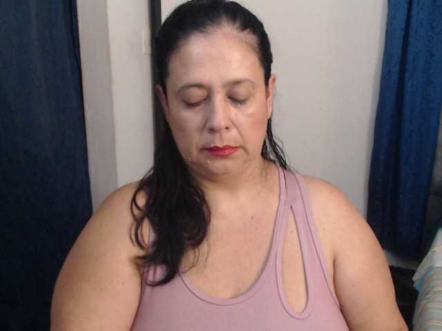 karlaton1977 live cam on BongaCams