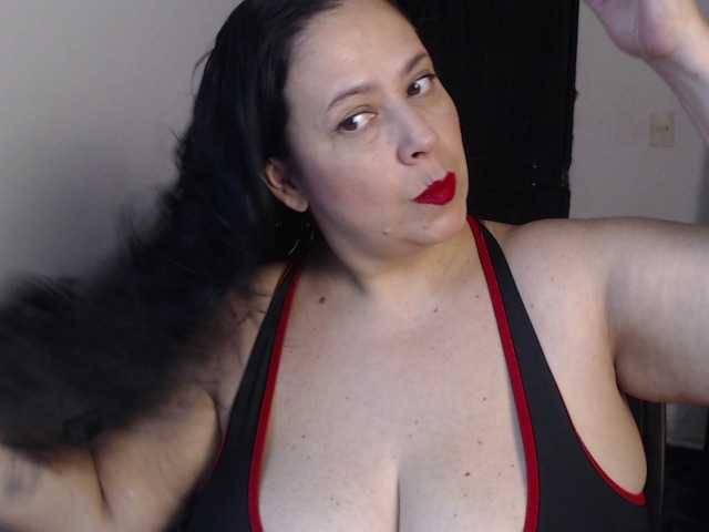 karlaton1977 Live Cam on BongaCams