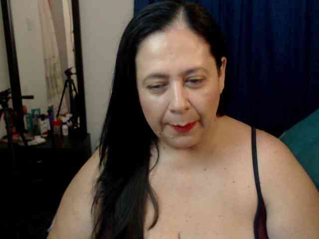karlaton1977 Live Webcam on BongaCams