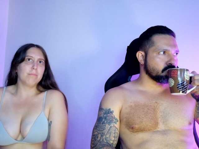 FLC live cam on BongaCams