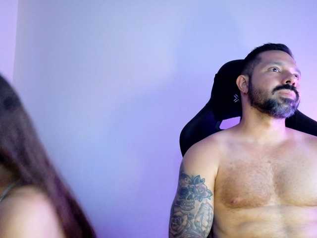 FLC live cam on BongaCams