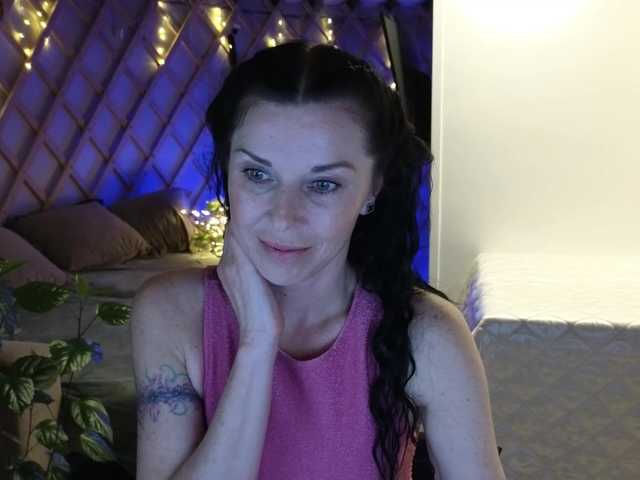 LinaaJoy live cam on BongaCams