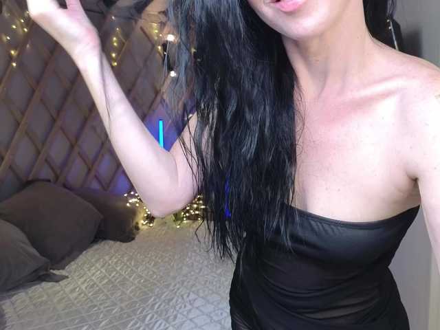 LinaaJoy live cam on BongaCams