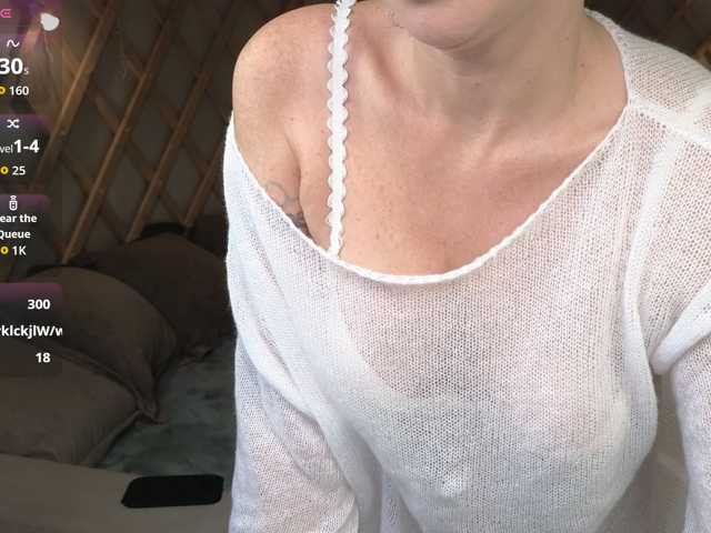 LinaaJoy live cam on BongaCams