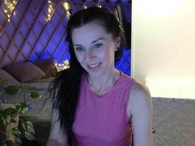 LinaaJoy live cam on BongaCams