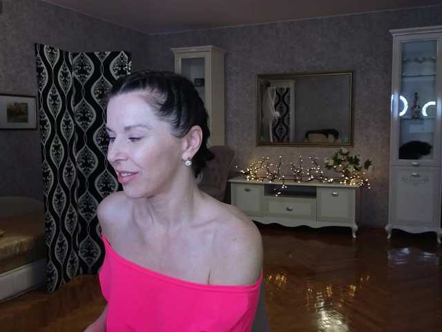 LinaaJoy's BongaCams show and profile