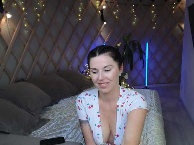 LinaaJoy live cam on BongaCams