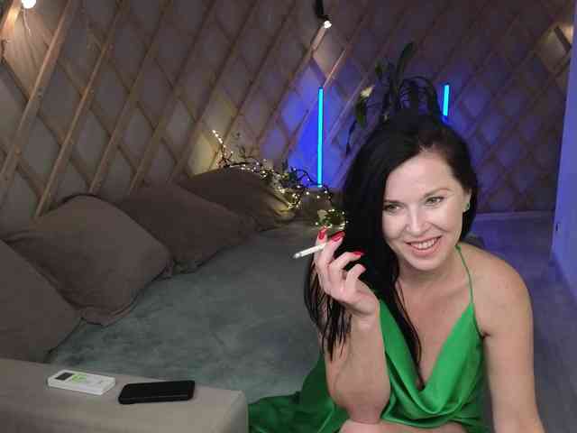 LinaaJoy webcam