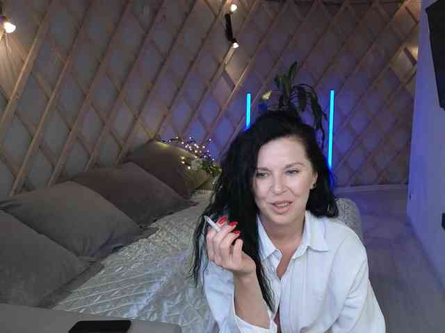 LinaaJoy webcam