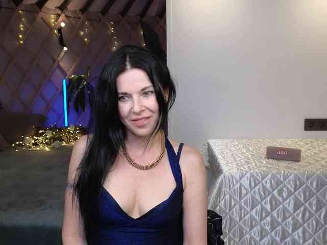 LinaaJoy webcam