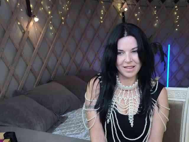 LinaaJoy webcam