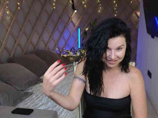 LinaaJoy webcam