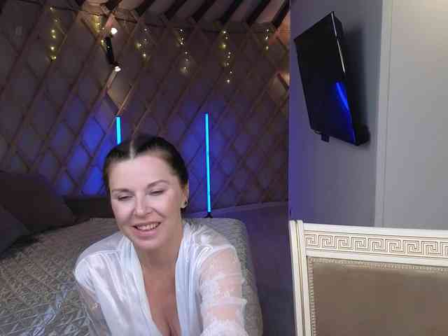 LinaaJoy webcam