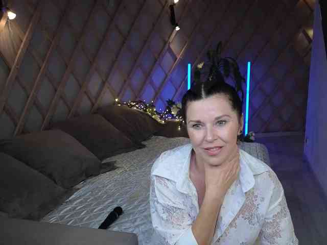 LinaaJoy webcam