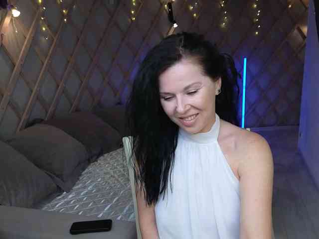 LinaaJoy webcam