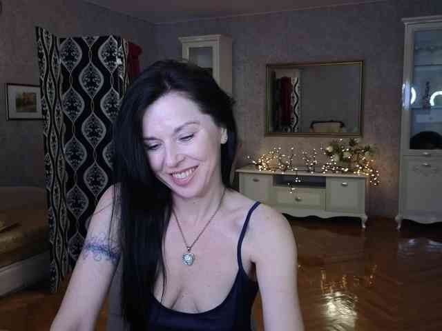 LinaaJoy webcam