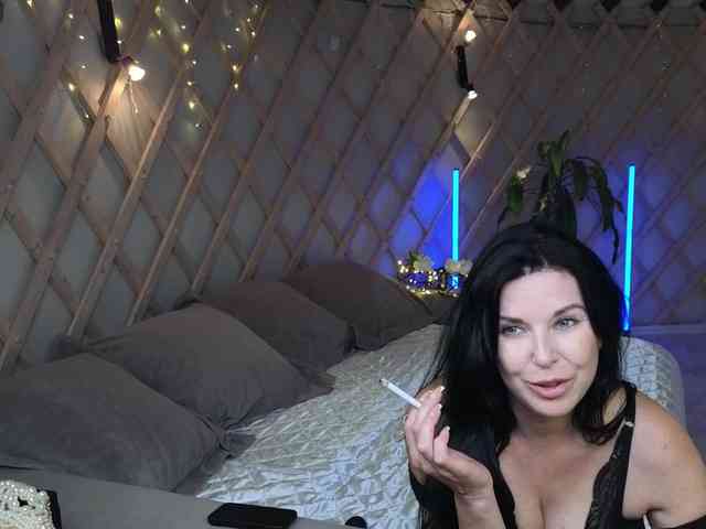 LinaaJoy webcam
