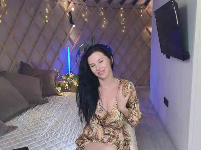 LinaaJoy webcam