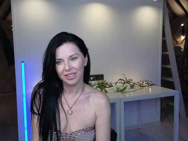 LinaaJoy webcam