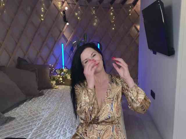 LinaaJoy webcam