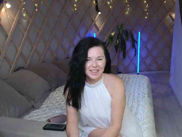 LinaaJoy webcam