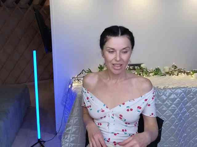 LinaaJoy webcam