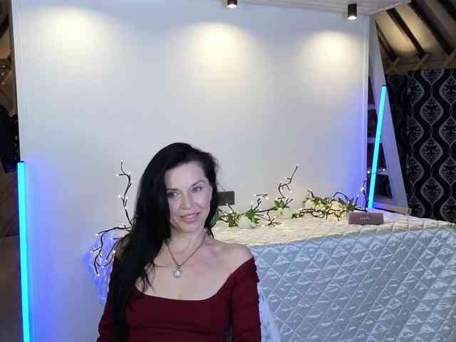 LinaaJoy webcam