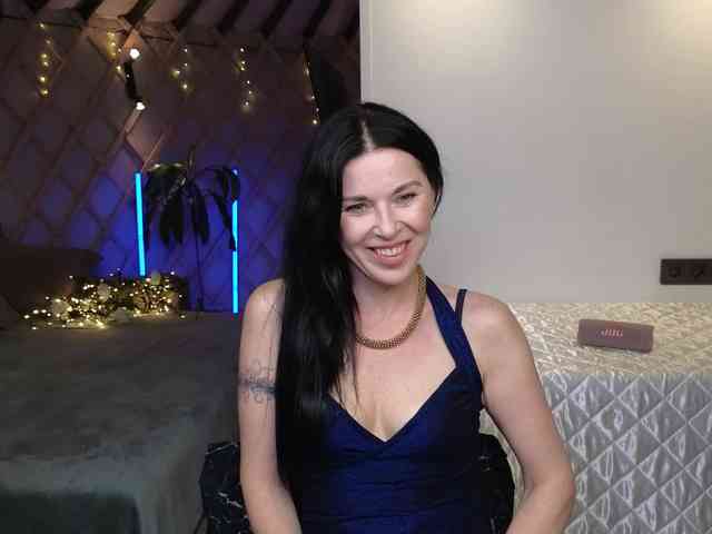 LinaaJoy webcam