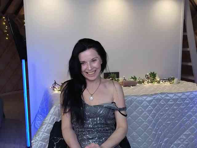 LinaaJoy webcam