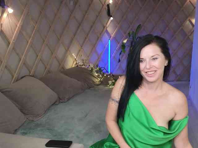 LinaaJoy webcam