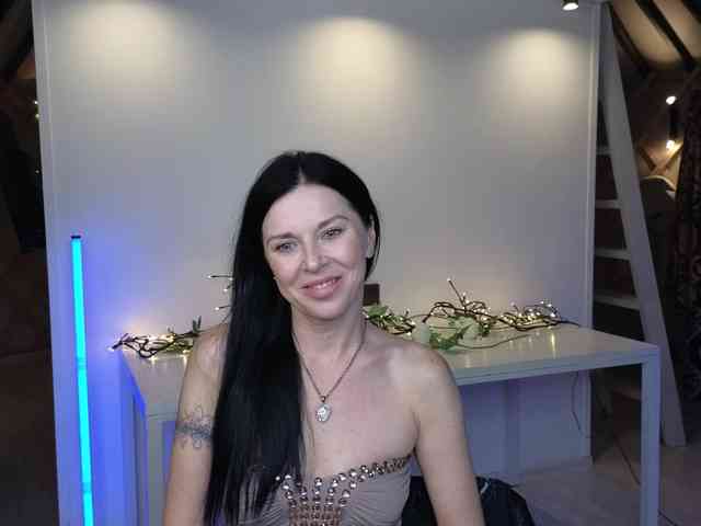 LinaaJoy webcam