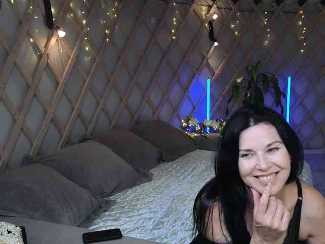 LinaaJoy webcam