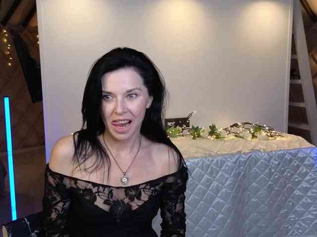 LinaaJoy webcam