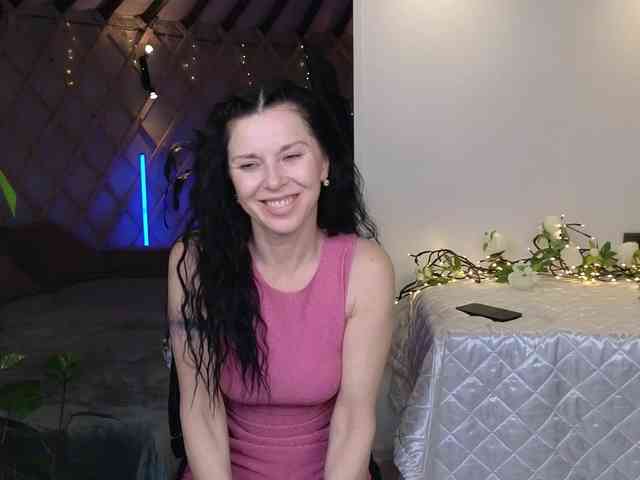 LinaaJoy webcam
