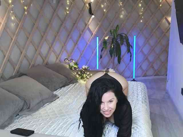 LinaaJoy webcam