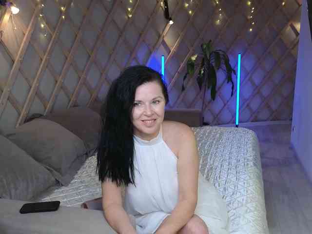 LinaaJoy webcam