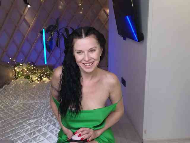 LinaaJoy webcam