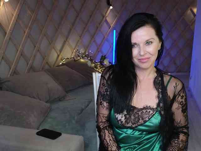 LinaaJoy webcam