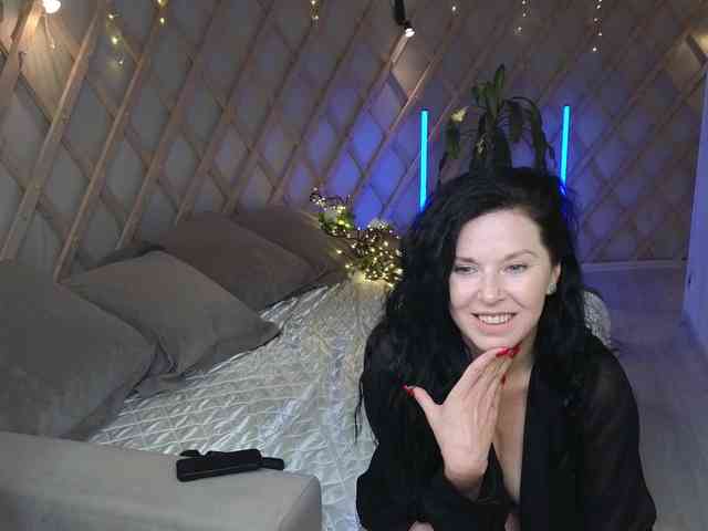 LinaaJoy webcam
