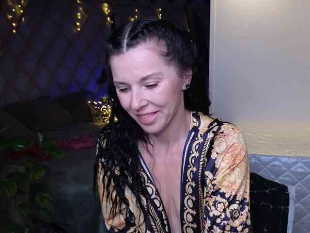 LinaaJoy webcam