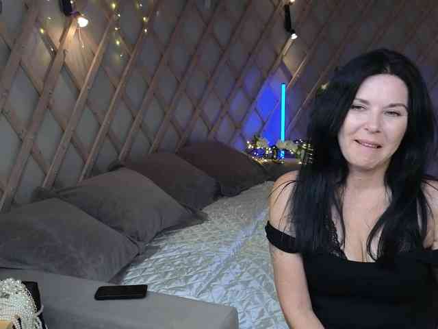 LinaaJoy webcam