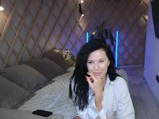 LinaaJoy webcam