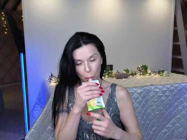 LinaaJoy webcam