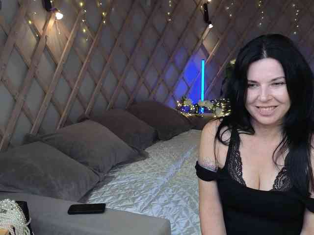 LinaaJoy webcam