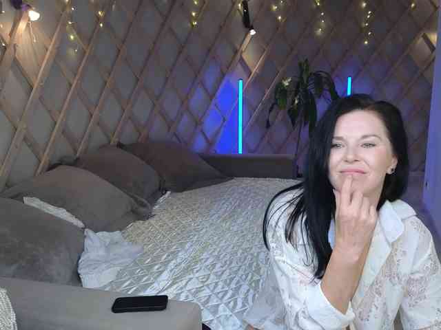 LinaaJoy webcam