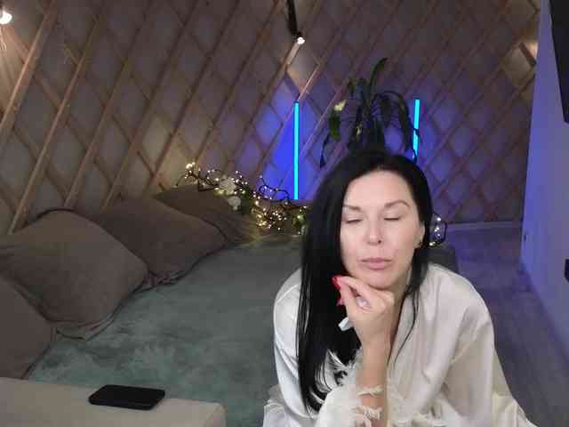 LinaaJoy webcam