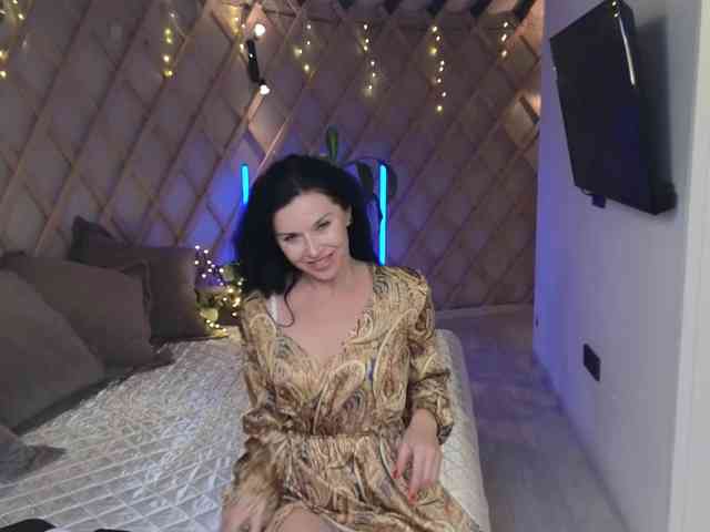 LinaaJoy webcam