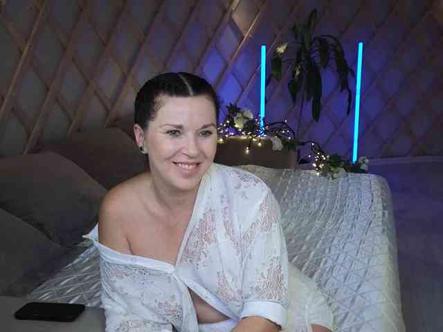 LinaaJoy webcam