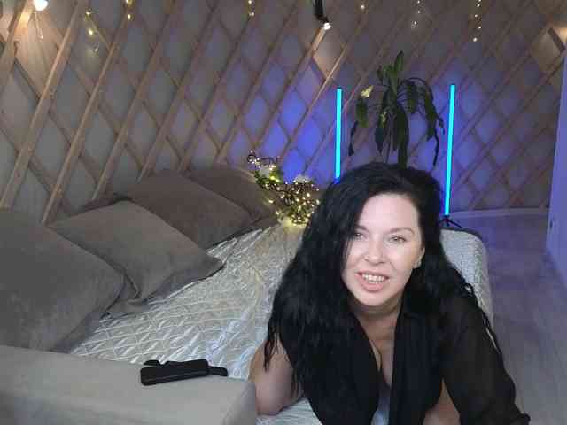 LinaaJoy webcam